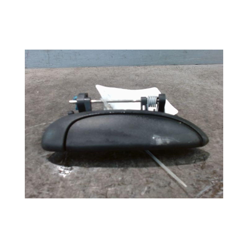 POIGNEE EXTERIEURE PORTE ARRIERE DROIT RENAULT CLIO II PH.2 01-06