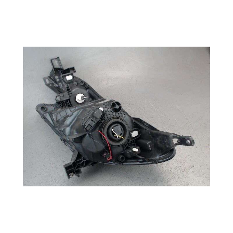 PHARE DROIT NISSAN NOTE
