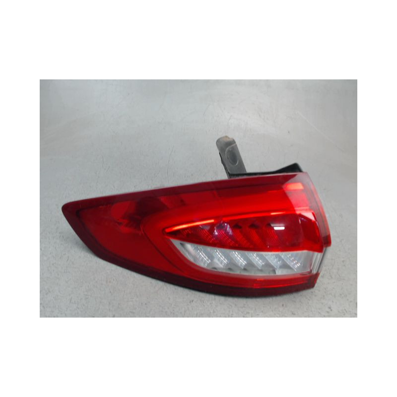 FEU ARRIERE GAUCHE  FORD MONDEO