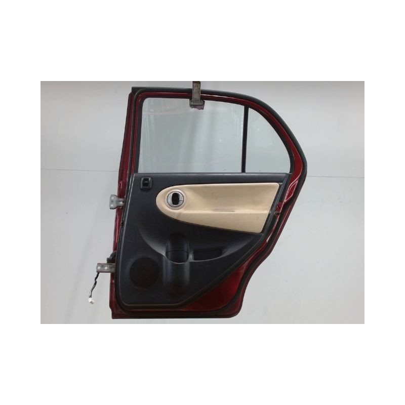 PORTE ARRIERE DROIT DAIHATSU TREVIS
