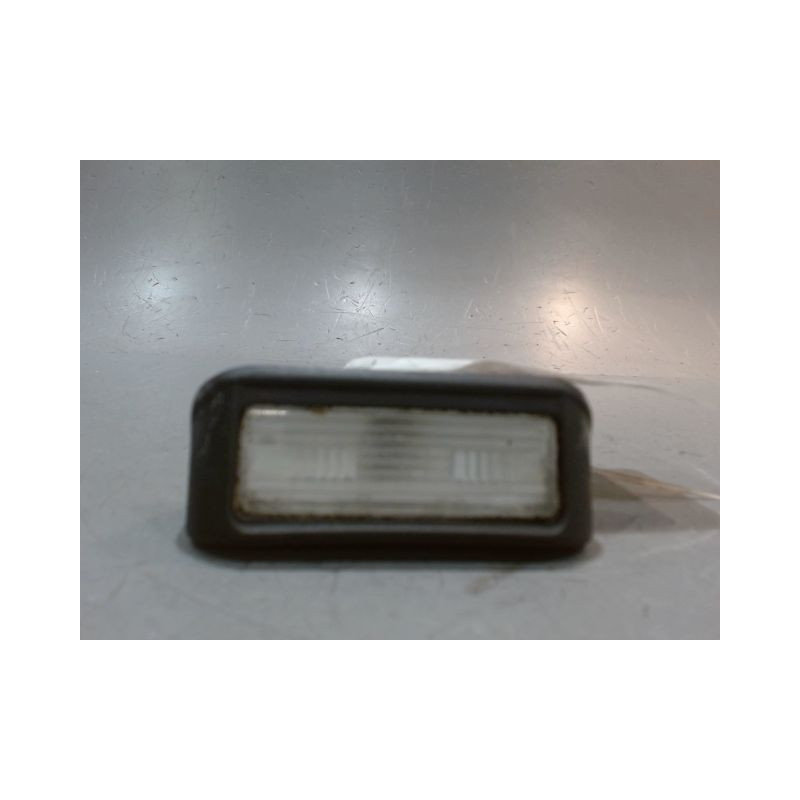 ECLAIREUR PLAQUE DE POLICE GAUCHE PEUGEOT PARTNER