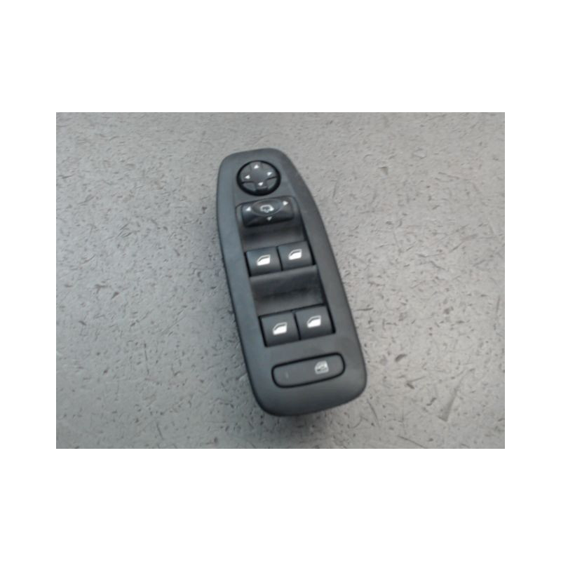 COMMANDE LEVE-GLACE PORTE AVG PEUGEOT 208
