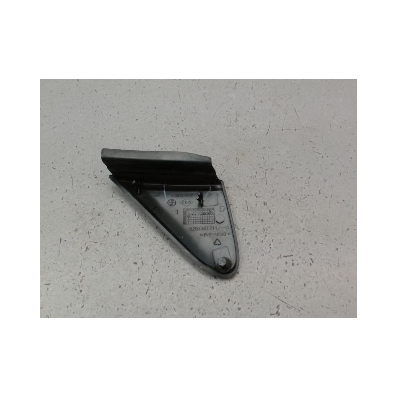 ELARGISSEUR AILE AVANT DROIT RENAULT CLIO ESTATE III Phase 1 2008-2009