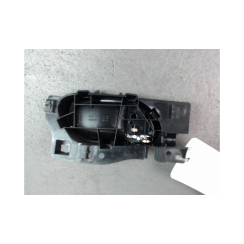 POIGNEE INTERIEURE PORTE AVANT GAUCHE PEUGEOT 208 Phase 1 2012-...