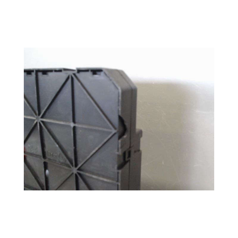 BOITIER GESTION HABITACLE PEUGEOT 207 5P