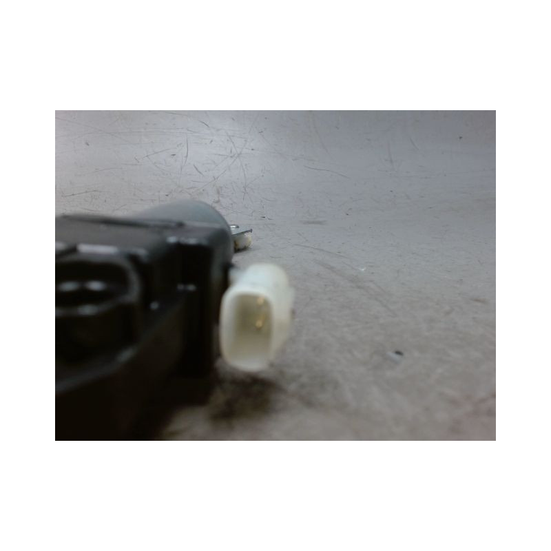 MECANISME+MOTEUR LEVE-GLACE ARRIERE DROIT SUZUKI SWIFT