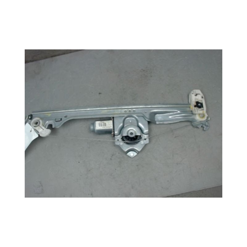 MECANISME+MOTEUR LEVE-GLACE ARRIERE DROIT RENAULT MODUS LONGUE 2008-