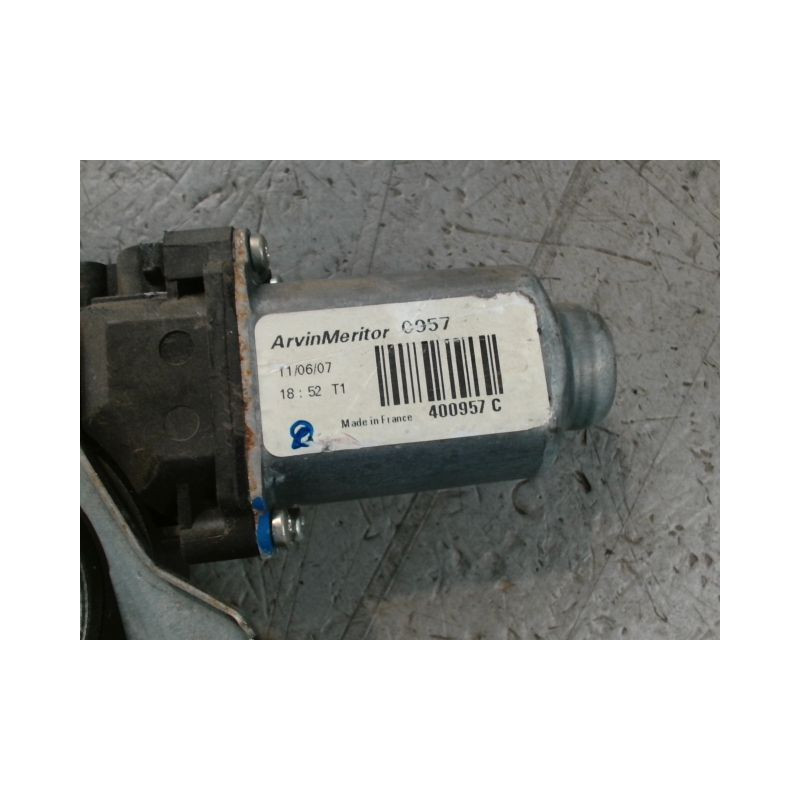 MECANISME+MOTEUR LEVE-GLACE AVANT GAUCHE RENAULT TWINGO