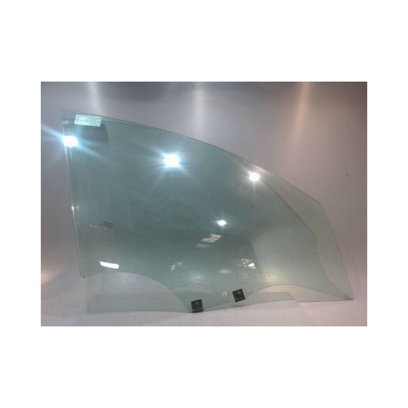 GLACE PORTE AVD RENAULT CLIO