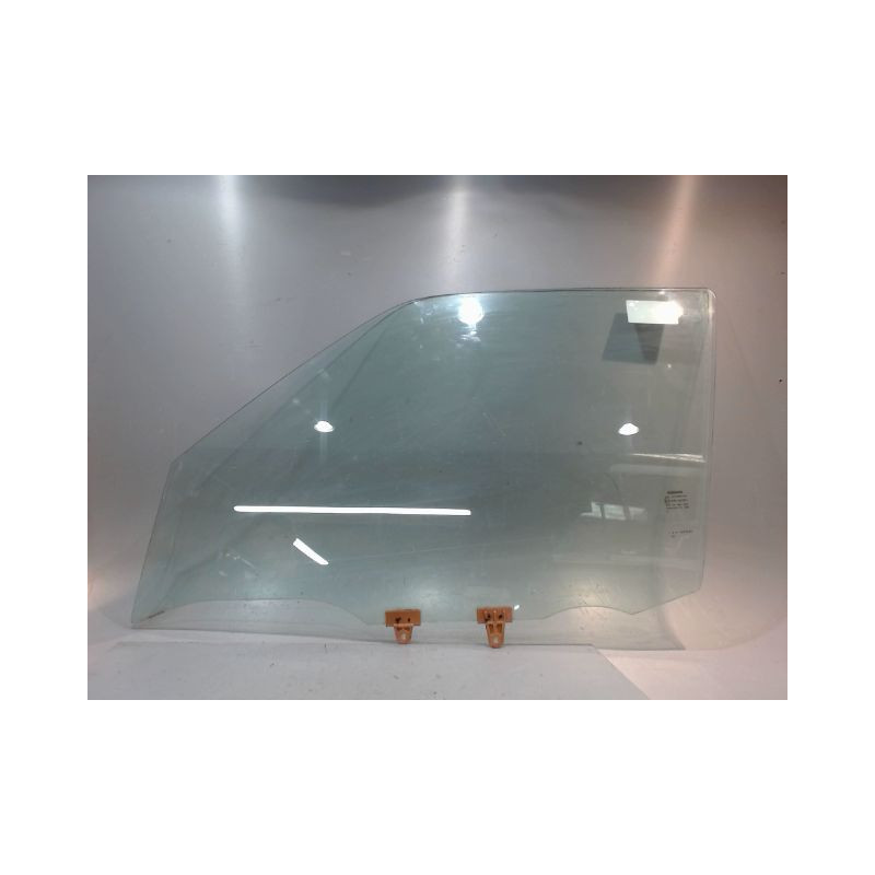 GLACE PORTE AVG NISSAN JUKE