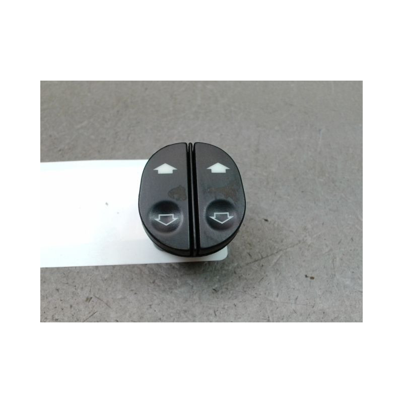 COMMANDE LEVE-GLACE PORTE AVG FORD FIESTA V Phase 1 2002-2005