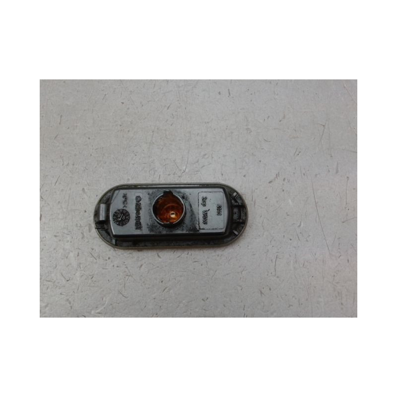 REPETITEUR AILE DROIT VOLKSWAGEN PASSAT BERL. IV Phase 1 1996-2000