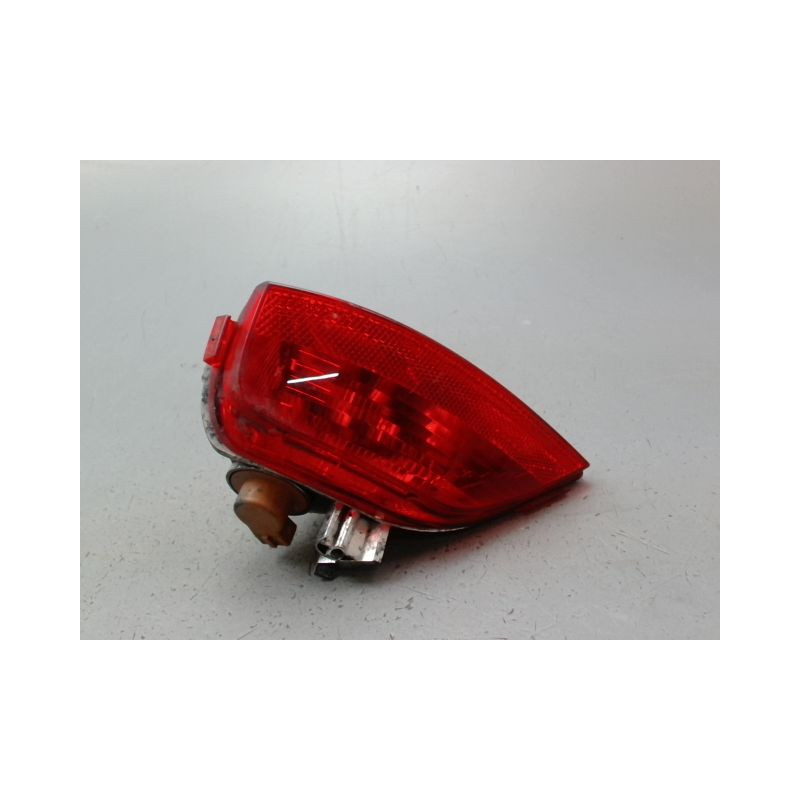 FEU DE PARE-CHOC ARRIERE GAUCHE RENAULT MEGANE IV PHASE 1 2015-