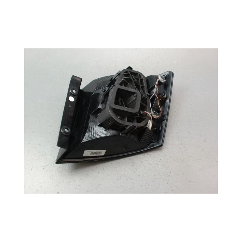 FEU ARRIERE GAUCHE  SKODA FABIA COMBI 2004-