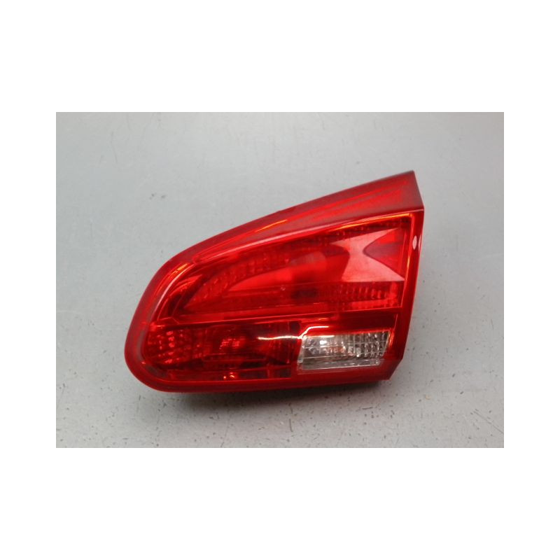 FEU ARRIERE INTERIEUR DROIT KIA CEED