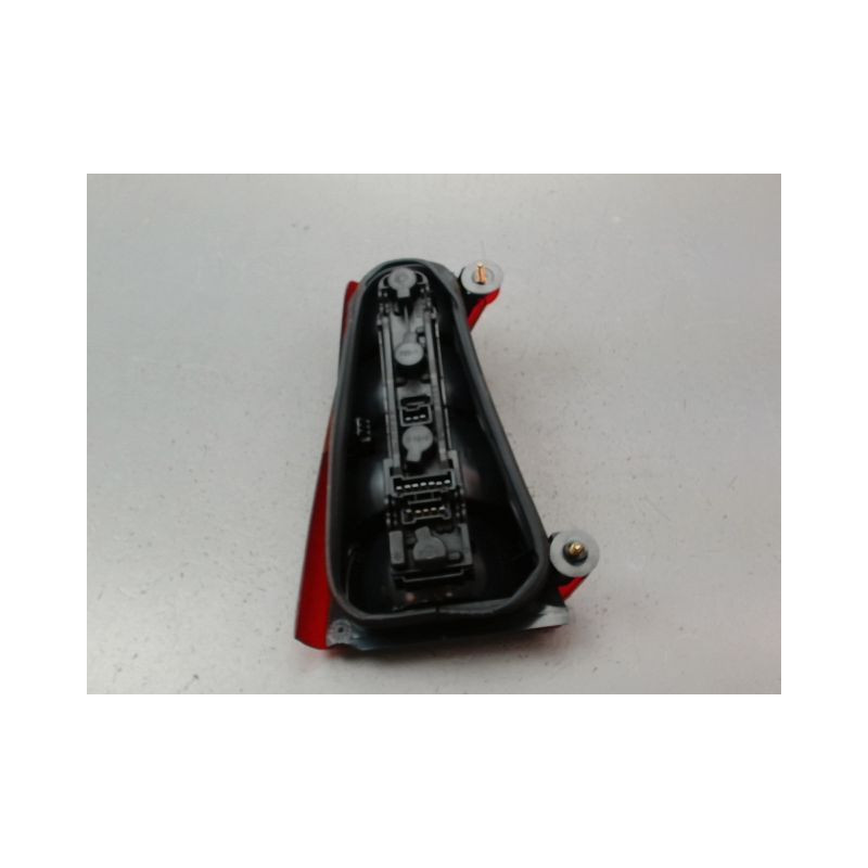 FEU ARRIERE DROIT CITROEN AX Phase 2 1991-1998