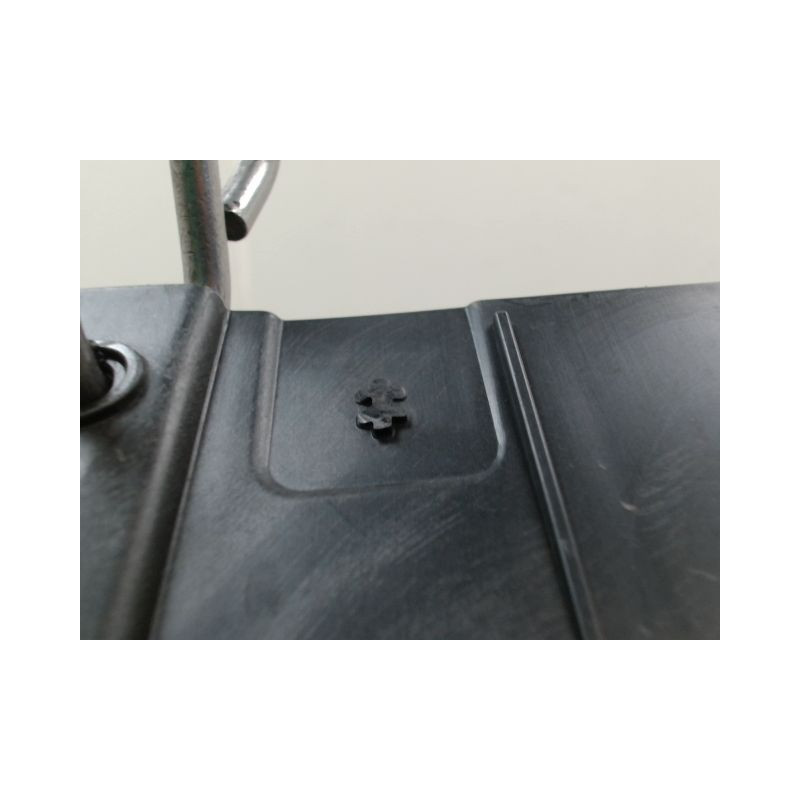 SUPPORT CENTRAL PARE-CHOC ARRIERE  RENAULT CLIO IV Phase 1 2012-...