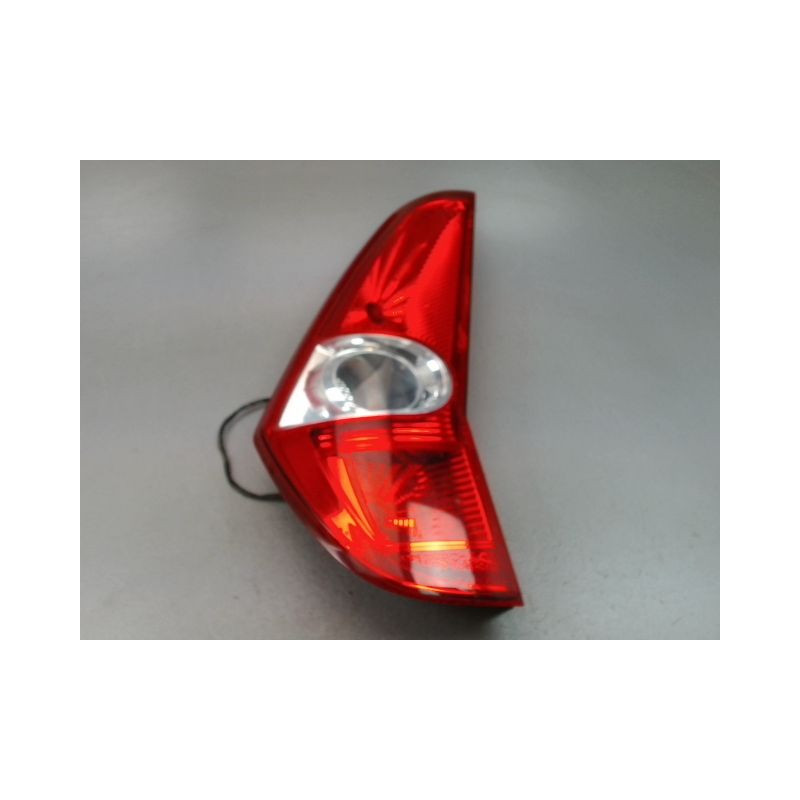 FEU ARRIERE GAUCHE  SUZUKI SPLASH 2008-2012