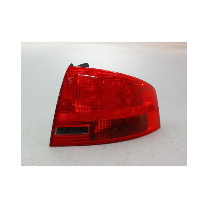 FEU ARRIERE DROIT AUDI A4 BERL. II Phase 2 2004-2008