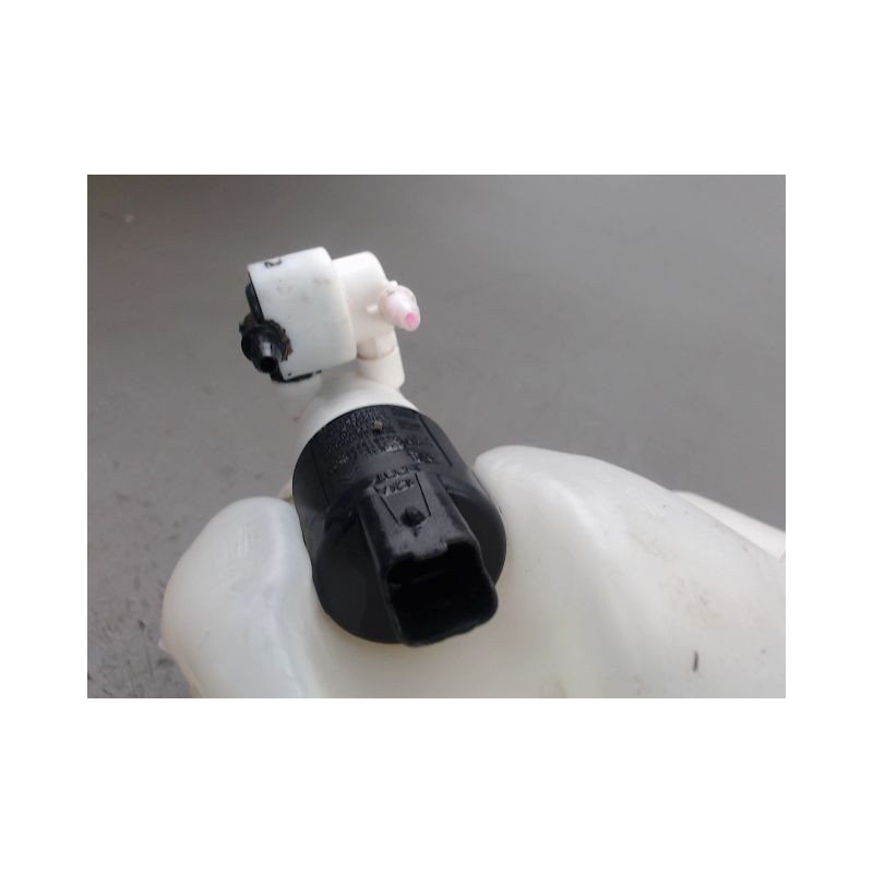 RESERVOIR LAVE-GLACE AVANT CITROEN BERLINGO