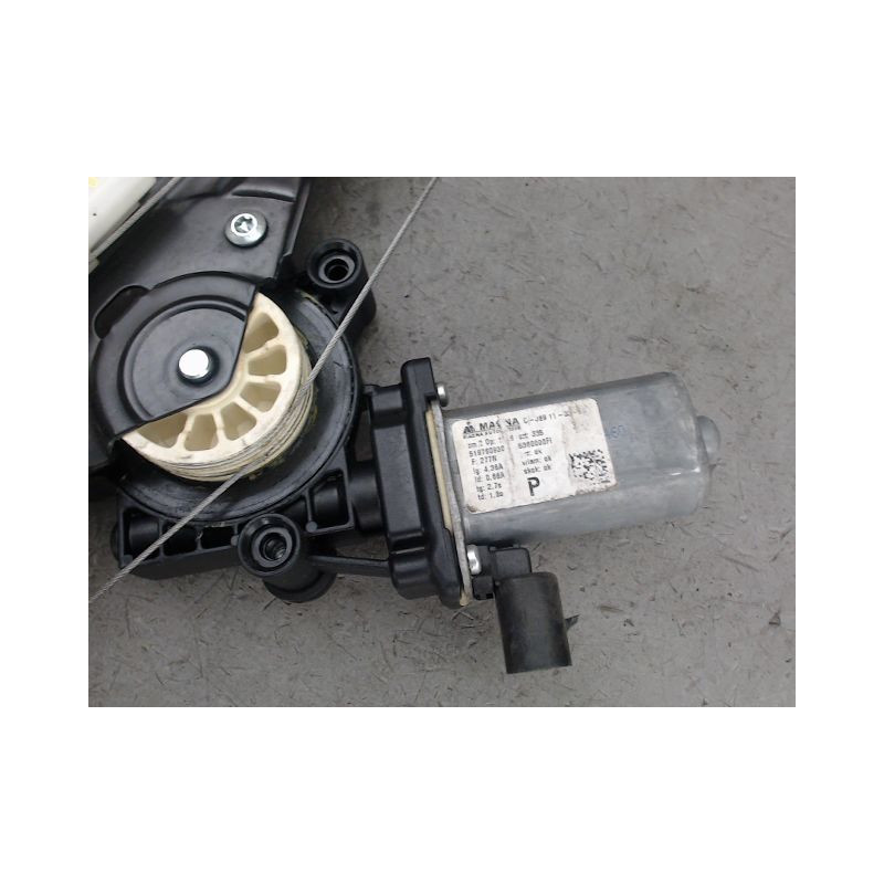 MECANISME LEVE-GLACE AVANT DROIT FIAT 500