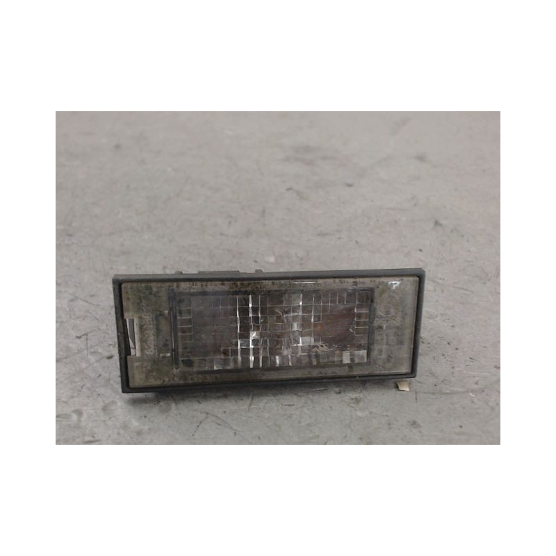 ECLAIREUR PLAQUE DE POLICE DROIT RENAULT LAGUNA