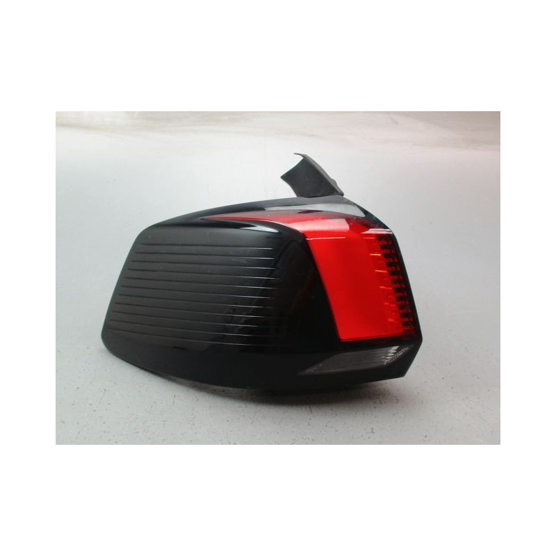 FEU ARRIERE GAUCHE  PEUGEOT 5008 2009-