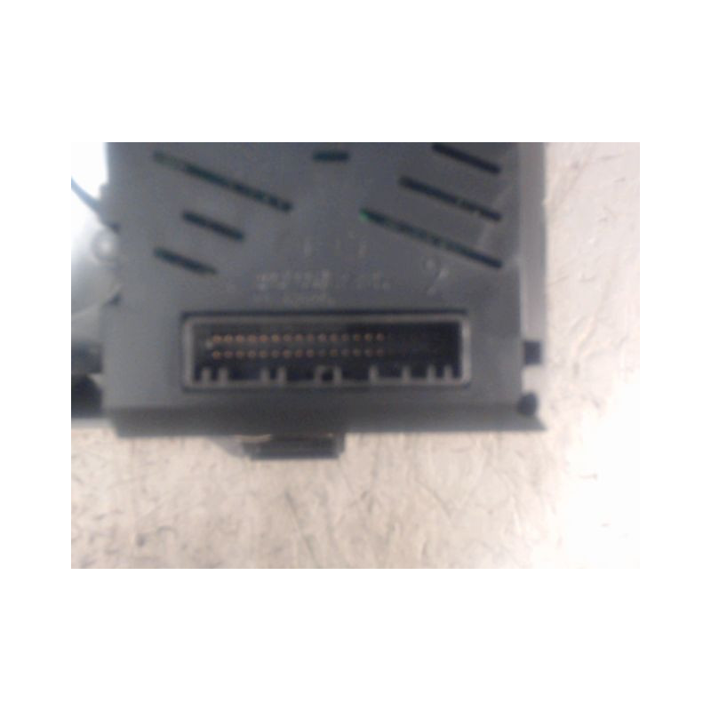 BLOC COMPTEURS RENAULT TWINGO 2 2010-