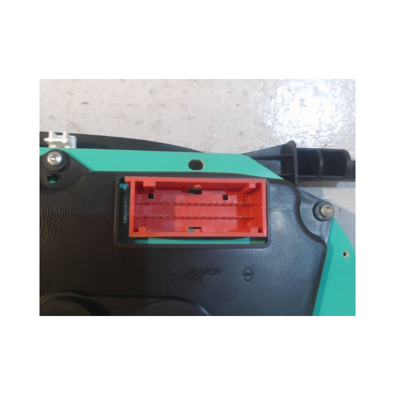 BLOC COMPTEURS RENAULT CLIO II CAMPUS 06-