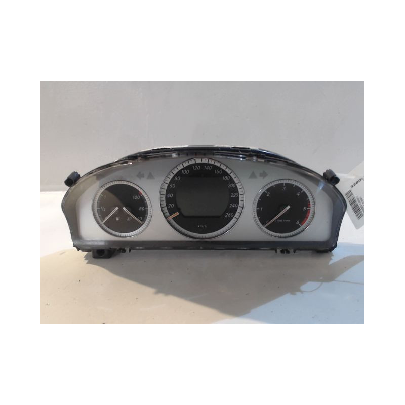 BLOC COMPTEURS MERCEDES CLASSE C 2007-