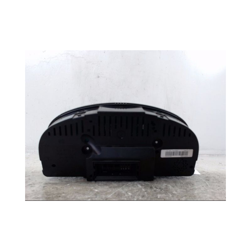 BLOC COMPTEURS VOLKSWAGEN TOURAN 07-