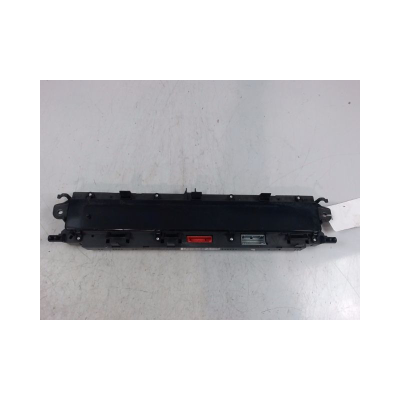 BLOC COMPTEURS RENAULT SCENIC II PH2 2006-