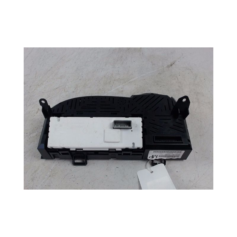 BLOC COMPTEURS RENAULT TWINGO 2 2010-