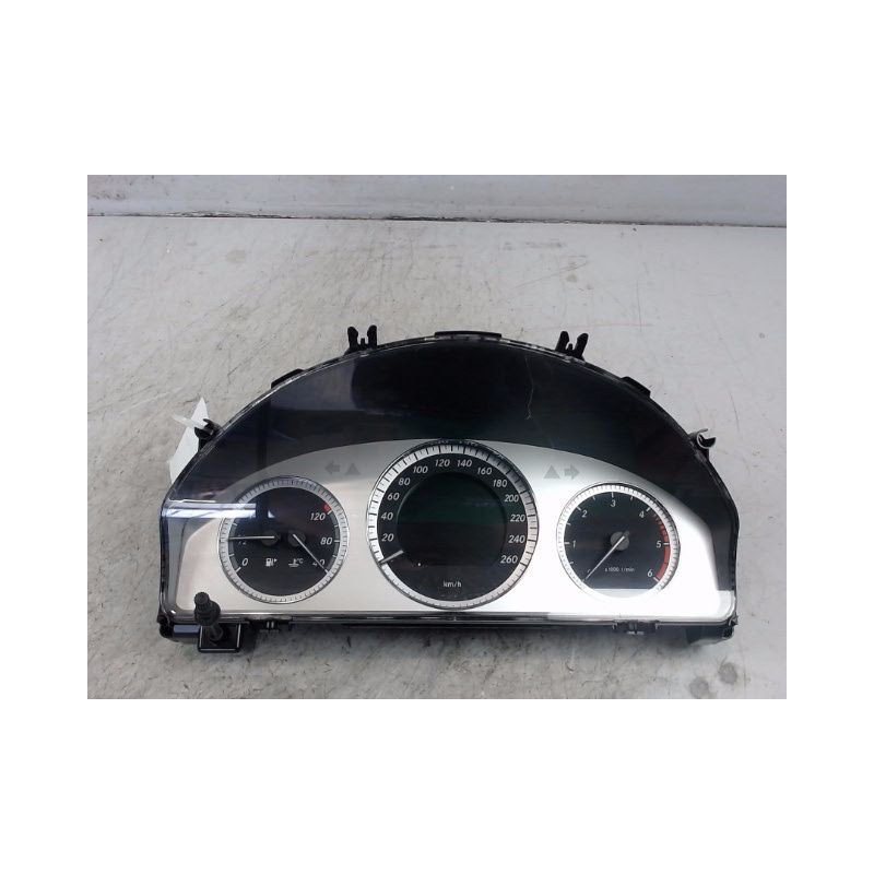 BLOC COMPTEURS MERCEDES CLASSE C 2007-
