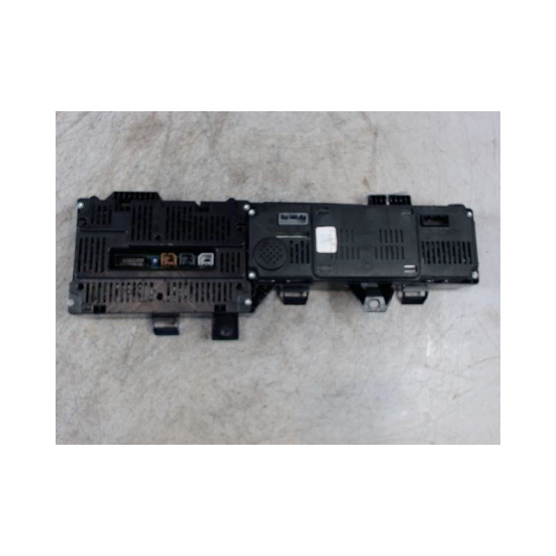 BLOC COMPTEURS RENAULT SCENIC III 2009-