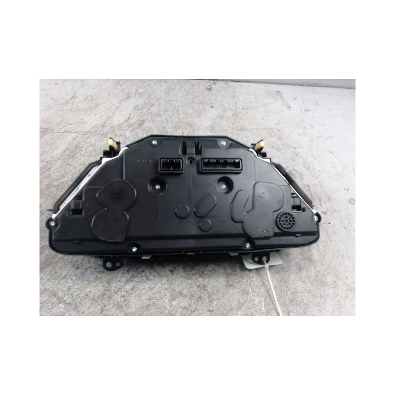 BLOC COMPTEURS TOYOTA AURIS 2010-