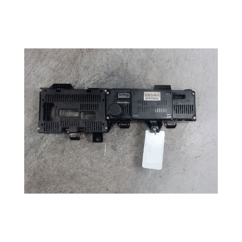 BLOC COMPTEURS RENAULT MEGANE SCENIC III