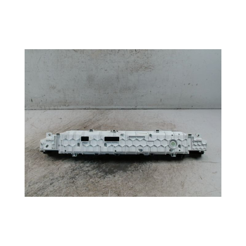 BLOC COMPTEURS TOYOTA PRIUS 2004-