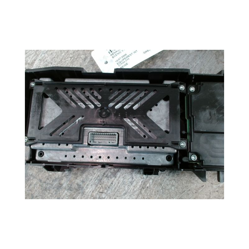BLOC COMPTEURS RENAULT SCENIC II PH2 2006-