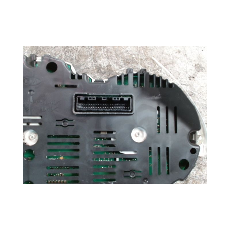 BLOC COMPTEURS KIA RIO 2005-