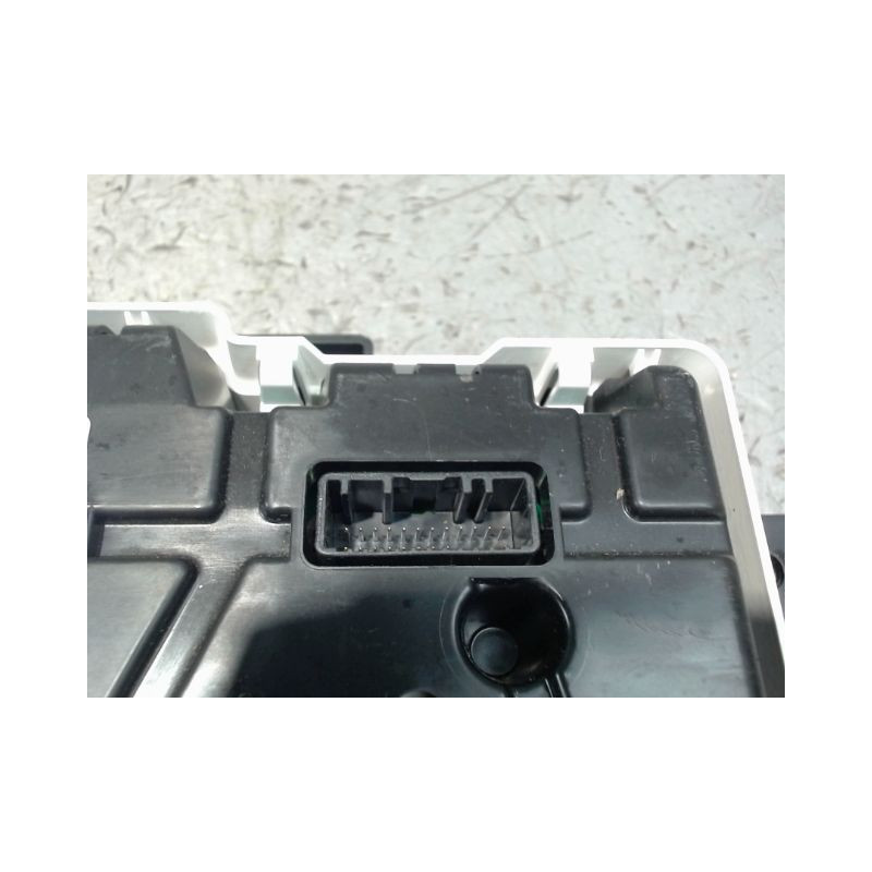 BLOC COMPTEURS RENAULT TRAFIC