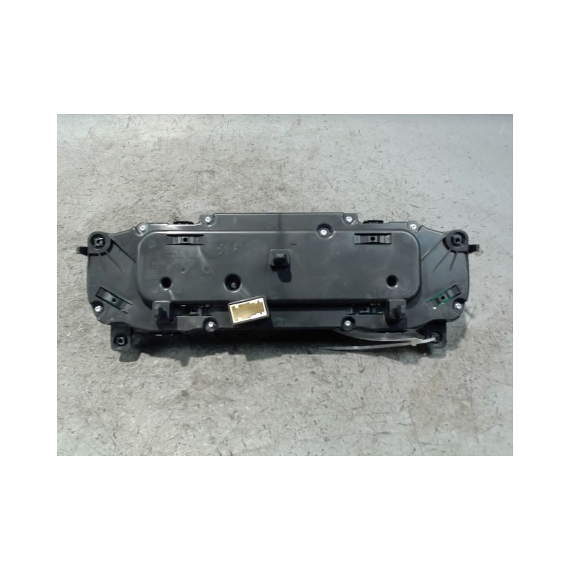 BLOC COMPTEURS PEUGEOT 208