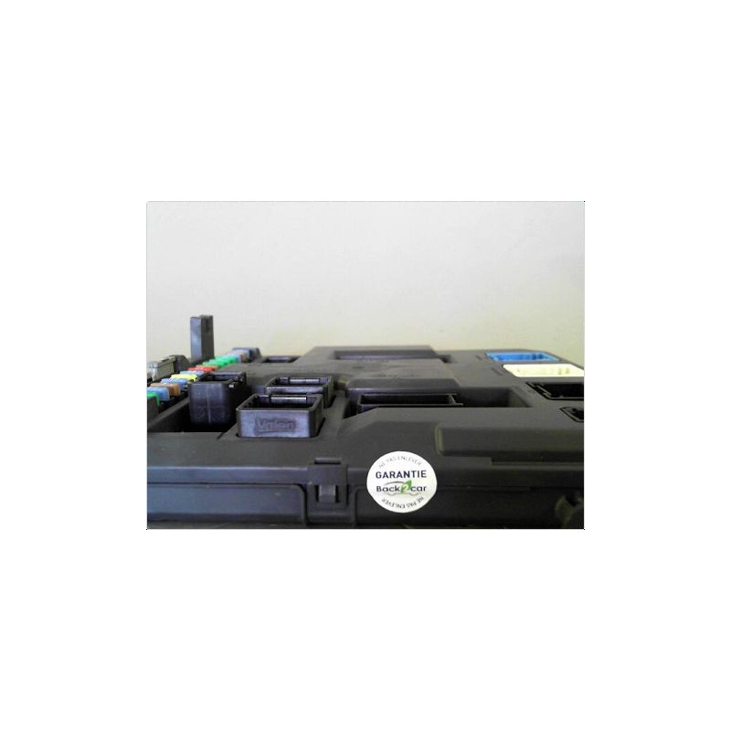BOITIER GESTION HABITACLE PEUGEOT 207 06-13