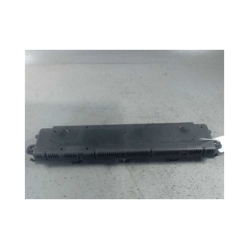 BLOC COMPTEURS RENAULT SCENIC II PH2 2006-