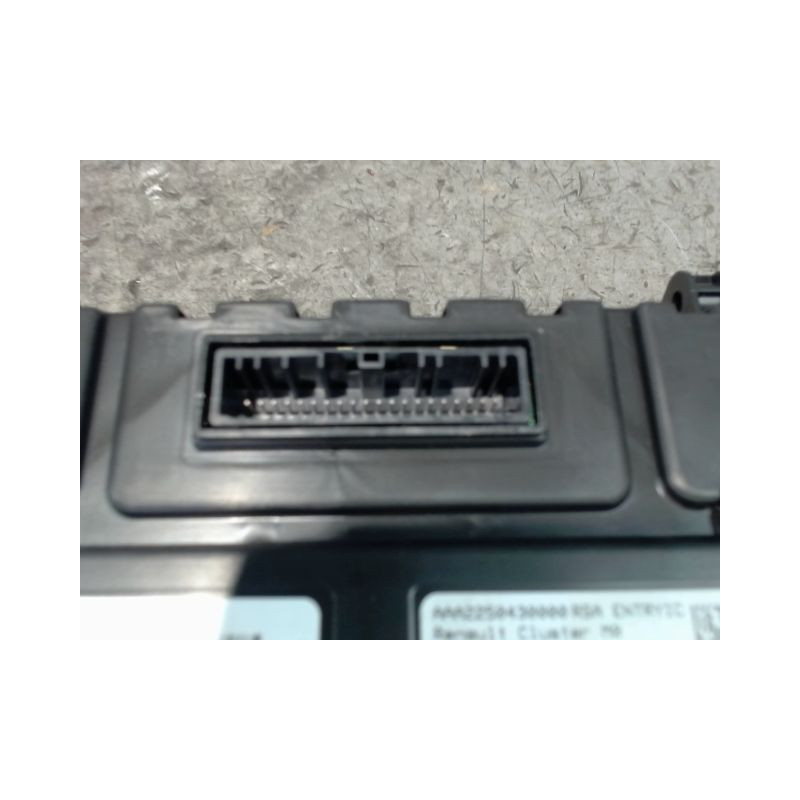 BLOC COMPTEURS DACIA DUSTER 2010-