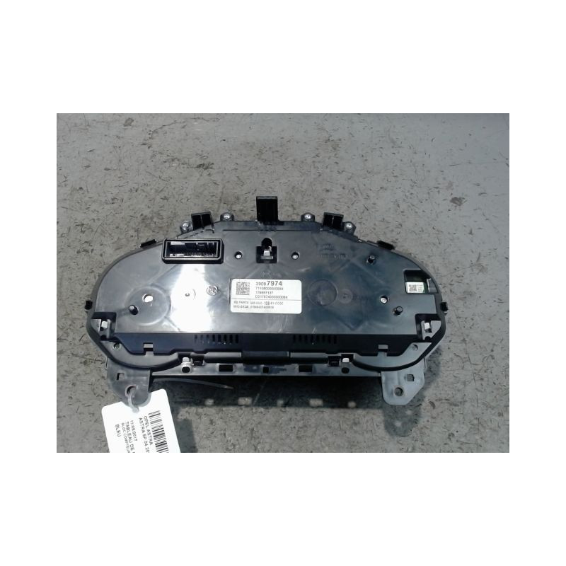 BLOC COMPTEURS OPEL ASTRA 2004-