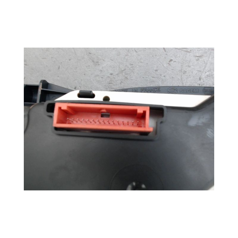 BLOC COMPTEURS RENAULT CLIO