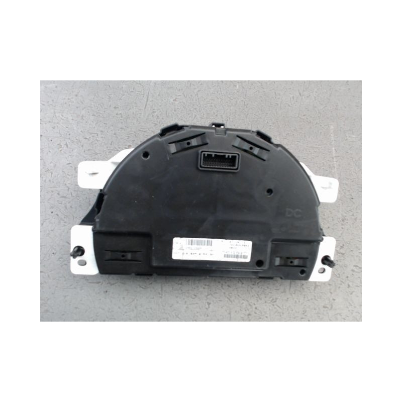 BLOC COMPTEURS RENAULT TWINGO