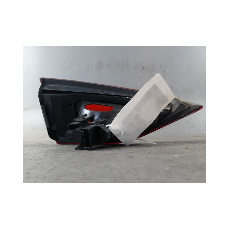FEU ARRIERE INTERIEUR DROIT B.M.W. X1