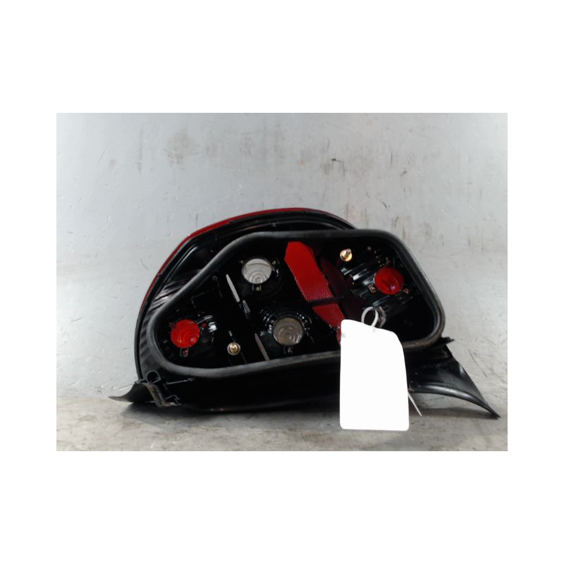 FEU ARRIERE GAUCHE  CITROEN C5 2001-2004